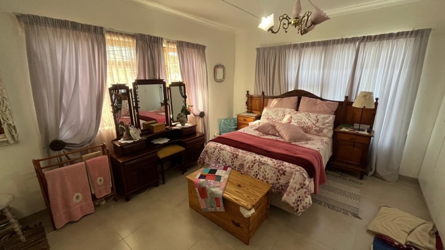 2 Bedroom Property for Sale in Wavecrest Eastern Cape
